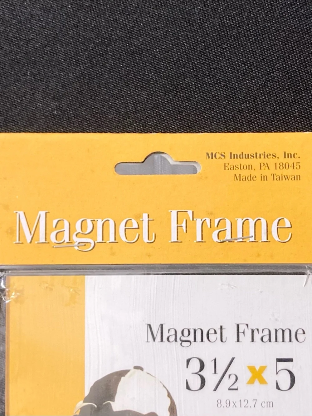 ⭐️ Vintage Transparent Plastic 3.5” x 5” Magnet Picture Frame